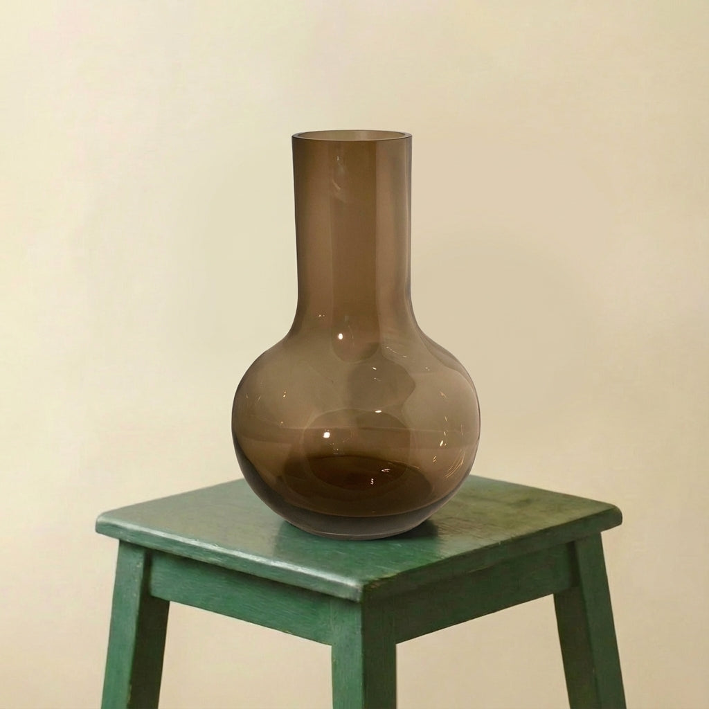 Vase en verre taupe (h37cm / Ø25cm)